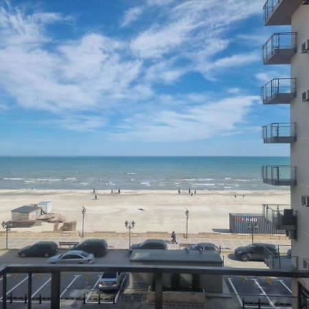 Beach Residence 18 Mamaia Nord Navodari Exterior photo