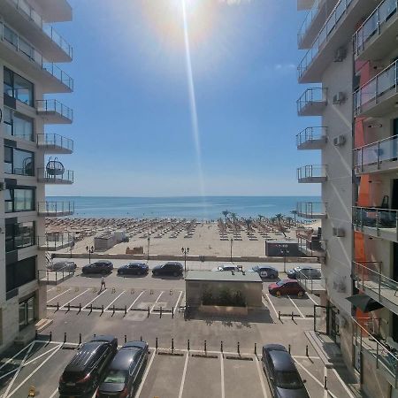 Beach Residence 18 Mamaia Nord Navodari Exterior photo