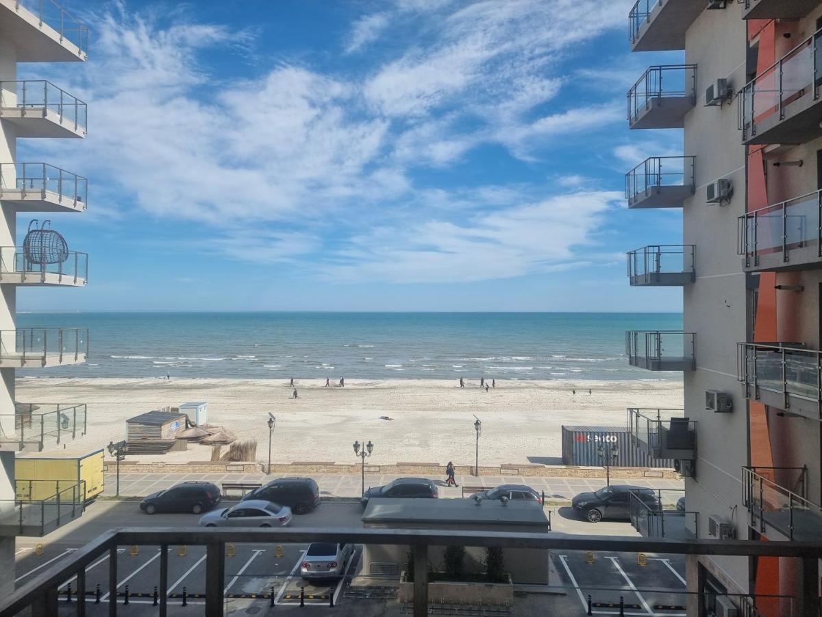 Beach Residence 18 Mamaia Nord Navodari Exterior photo
