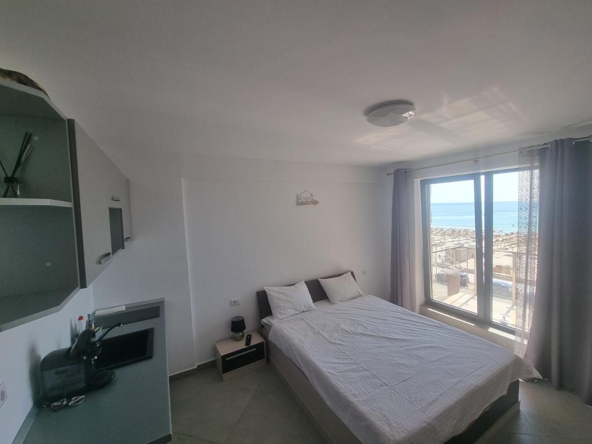 Beach Residence 18 Mamaia Nord Navodari Exterior photo